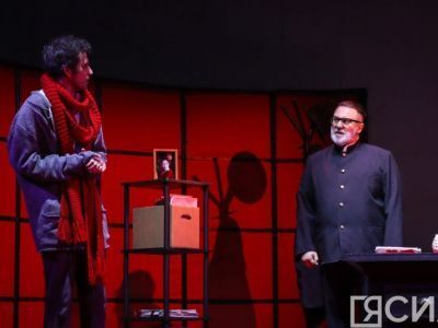 Русский драмтеатр открыл конкурсную программу фестиваля «САТА-2023» в Нюрбе