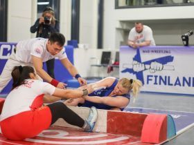 Абсолютные чемпионы мира благодарят "Железные дороги Якутии"