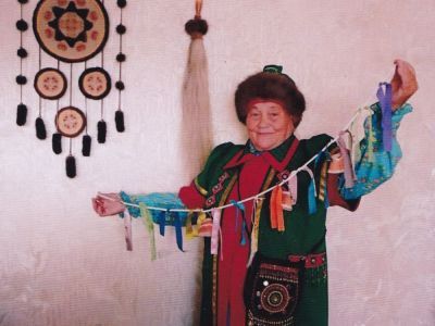 Историю создают люди. Нина Ермолаева