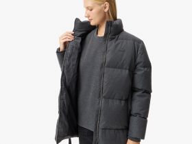 Женская парка Lacoste с воротом и поясом