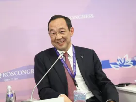 Айсен Николаев представил опыт креативной экономики Якутии на ВЭФ-2025