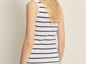 Майка приталенного силуэта в полоску