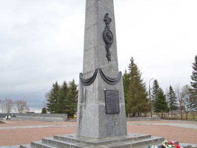 Памятник «Гостилицкий» на «Ораниенбаумском пятачке»