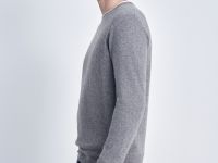 Джемпер прямого силуэта с округлым вырезом