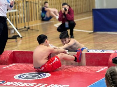 В Жиганске провели турнир по мас-рестлингу памяти Романа Дмитриева