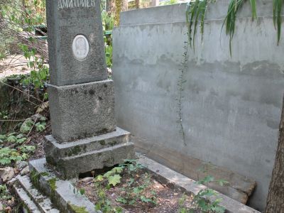 Могила писателя А.М.Дмитриева