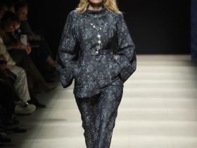 Дизайнер из Якутии представила свою коллекцию на шестой Московской неделе моды