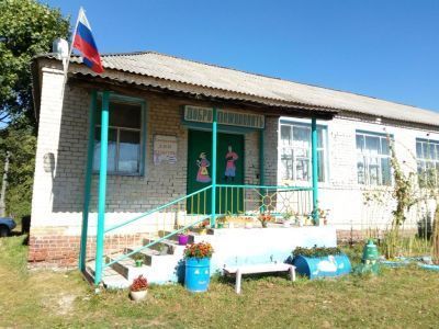 Ёлкинская сельская библиотека-филиал № 5