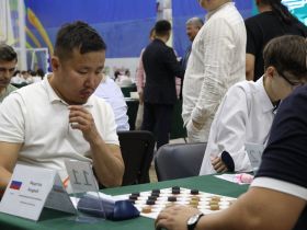 Кубок Ил Дархана по шашкам собрал в Якутске более 200 участников