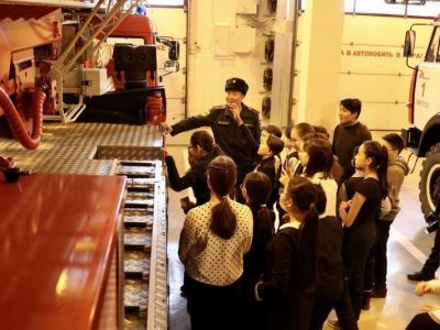 В Якутске провели День открытых дверей в пожарной части