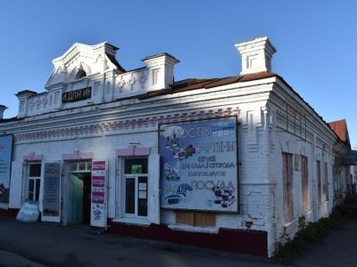 Каменное одноэтажное здание