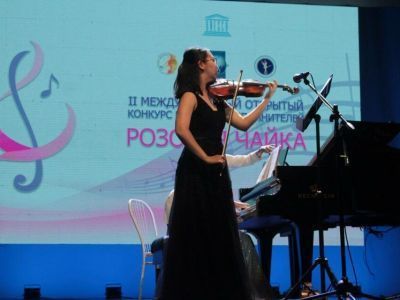 Более 1000 молодых исполнителей участвуют в конкурсе «Розовая чайка» в Якутске