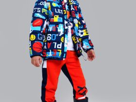 Куртка текстильная с полиуретановым покрытием для мальчиков