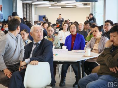 Стратсессия о проведении третьего Десятилетия олонхо прошла в Якутске