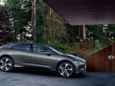 Россияне купили в четыре раза больше электрокаров