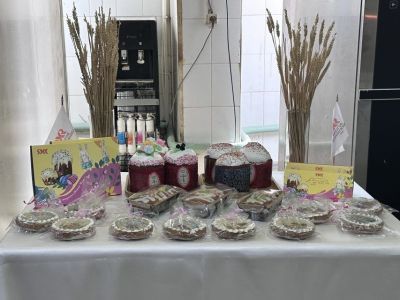 Пекарей Якутского хлебокомбината благословили на труд в последнюю неделю Великого поста