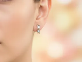 Серьги из комбинированного золота с бриллиантами э4801сг10184100