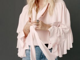 Блузка с объёмными рюшами, Розовый