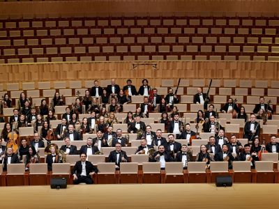 Билеты на Новый год с симфоническим оркестром (Концертный зал им. Прокофьева) / Концерт | Афиша | ИнфоТаймс