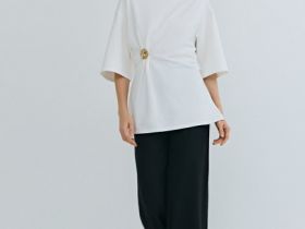 Футболка с брошью, Белый