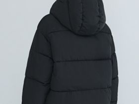 Утеплённая куртка с капюшоном, Черный