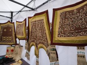 Изделия ручной работы представили мастера на Ысыахе Олонхо