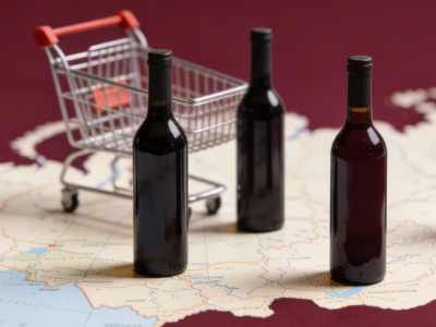 Названы регионы России, где больше всего любят вино