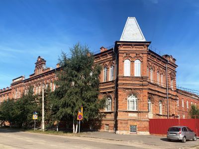 Здание ремесленного училища графа В.В.Орлова-Давыдова