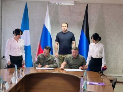 Соглашение о сотрудничестве подписали главы Якутии и города Кировское ДНР