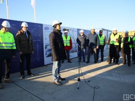 В Якутии завершили строительство первого элемента Ленского моста