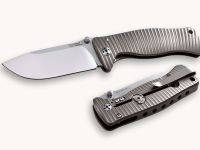 Нож складной LionSteel SR2 G (GREY) Mini, сталь Uddeholm Sleipner® Satin, рукоять титан по технологии Solid®, серый
