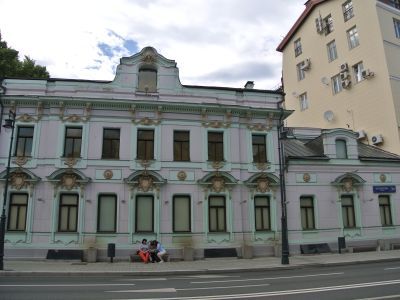 Особняк Лыжина, 1830-е гг., 1902 г.