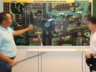 Несовершеннолетние осужденные пройдут обучение в автошколе