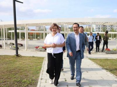 Айсен Николаев осмотрел в Жатае объекты, реализованные по программе инициативного бюджетирования