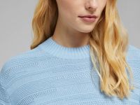 Джемпер приталенного силуэта