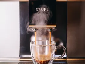 Автоматическая кофемашина KRUPS Intuition Preference+ EA875E10