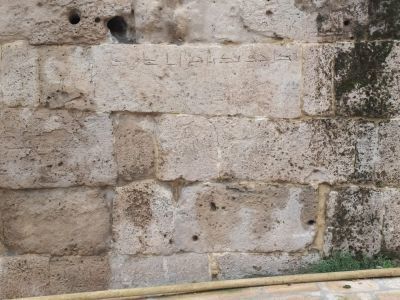 Граффити-строительные знаки