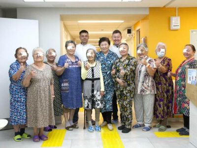 Группу пациентов из Намского района прооперировали в офтальмологической больнице