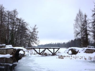 Большой каменный мост на круговой дороге