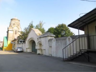 Ограда с воротами