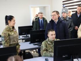 Владимир Якушев в рабочей поездке на Дальний Восток озвучил ключевые задачи «Единой России»