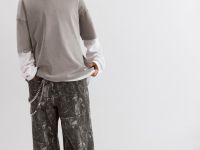Серая футболка оверсайз с эффектом варки Глория Джинс