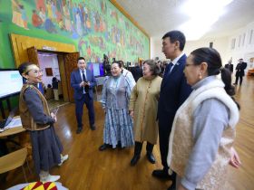 В Якутске ко Дню родного языка и письменности наградили выдающихся деятелей