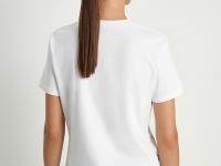 Футболка приталенного силуэта