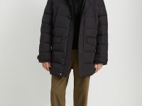 Пуховое полупальто из водонепроницаемой ткани