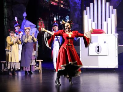 Билеты на Двенадцать месяцев / Театр | Афиша | ИнфоТаймс