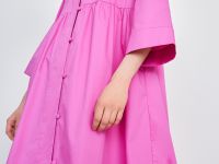 Хлопковое платье с v-образным вырезом