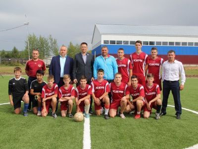 В Томмоте появилась новая футбольная площадка