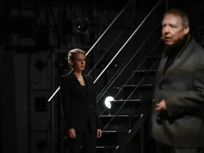 Билеты на Новая оптимистическая (МХТ имени А. П. Чехова) / Театр | Афиша | ИнфоТаймс