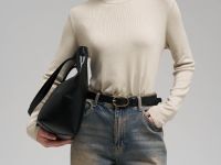 Легкий базовый джемпер прямого кроя